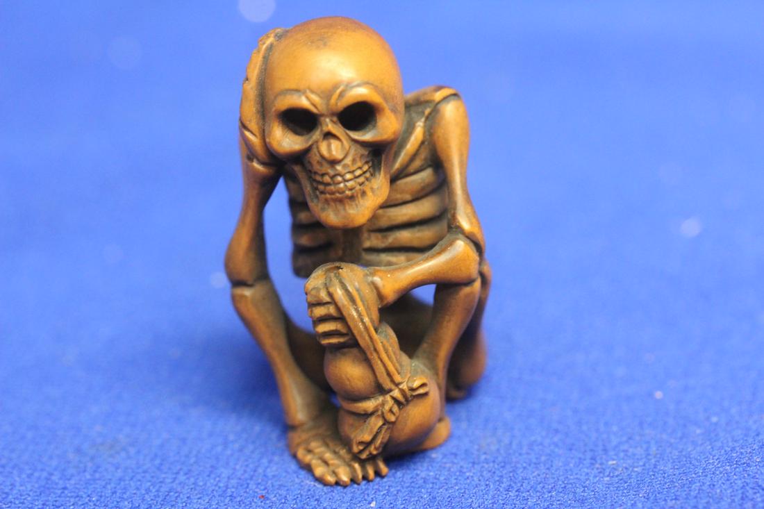 Japanese Signed Skull Netsuke: wood - well carved - 2 inches tall - really a statement piece