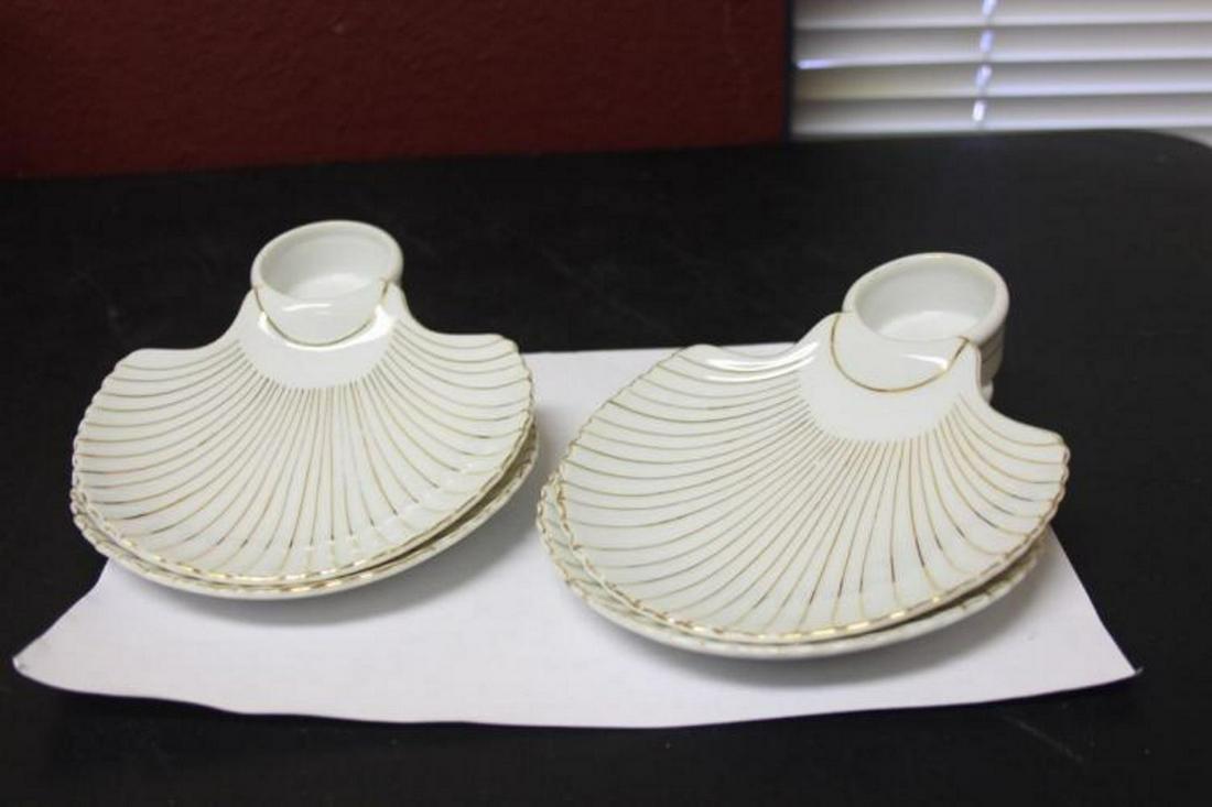 Set of 4 Seafood Shell Plates: 7 inches in diameter