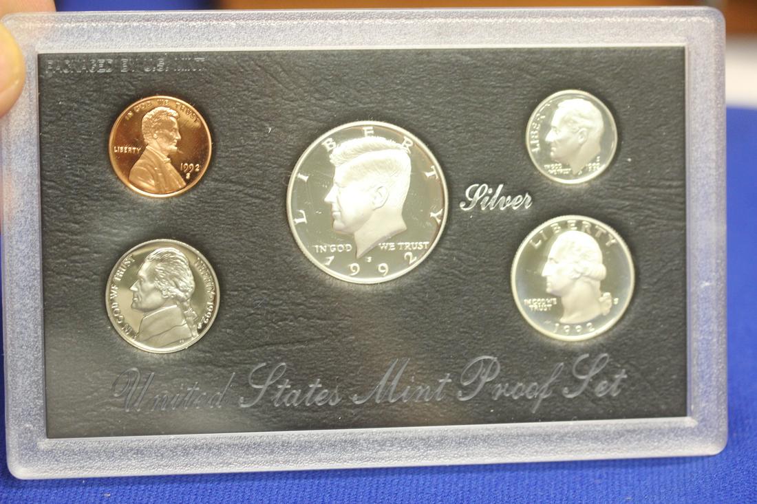 A 1992 US Mint Silver Proof Set: as shown