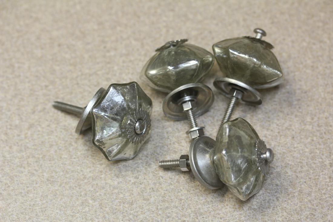 Vintage Door Knobs: as shown
