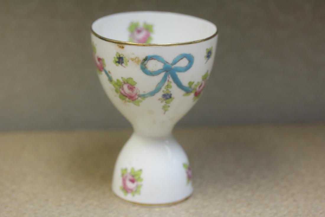 "Crown" Egg Holder: English, Staffordshire - 3 3/4" tall