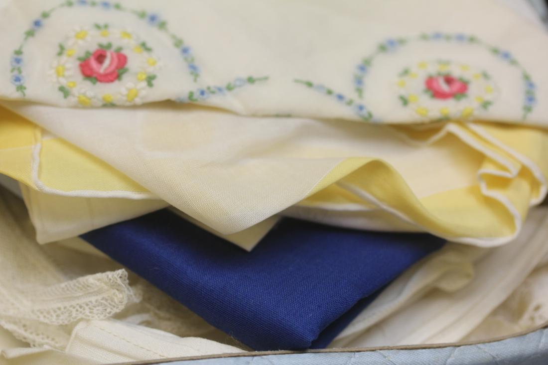 Box of Vintage Handkerchief: boxed - one still sealed