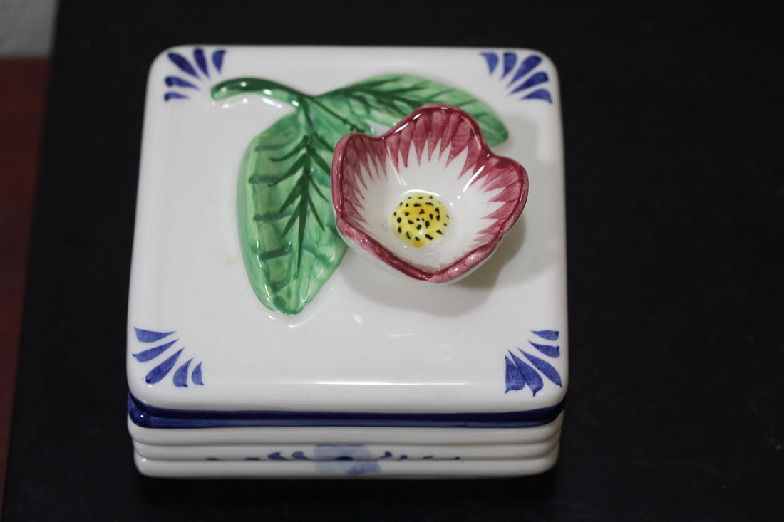 A Portugese Alcobach Ceramic Box: handpainted - 4 3/8" square