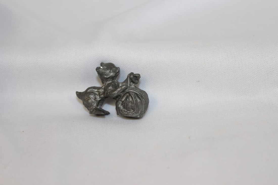 A Pewter Cat: 1 3/8" wide