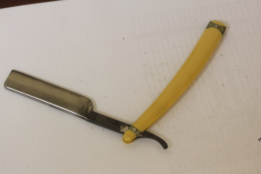 A German Razor: U.J. Curcio Co. - Dante - boxed - rare