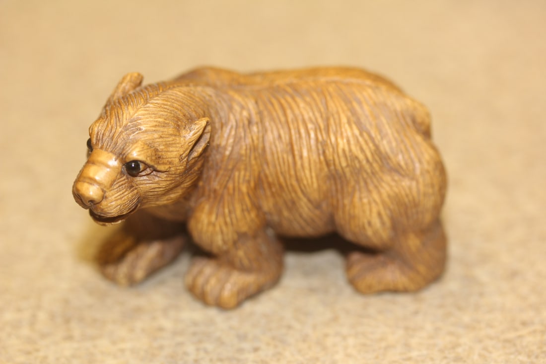 Signed Japanese Wood Netsuke: as shown