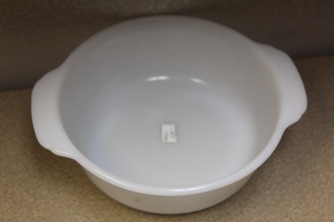 Fire King Glass Bowl: pyrex - 9 1/2" in diameter, including the handle