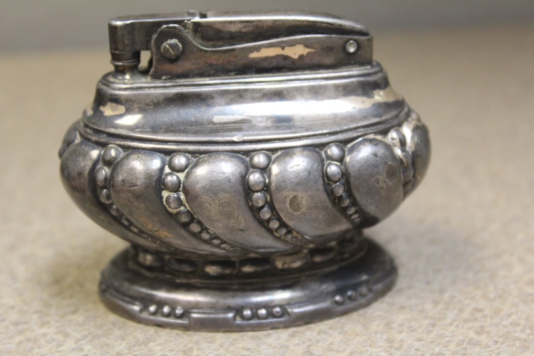 Ronson "Crown" Table Lighter: not tested to see if it works or not