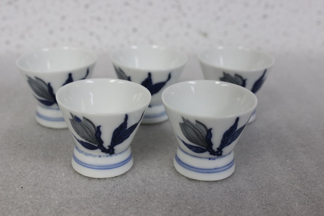 Lot of 5 Saki Cups: as shown