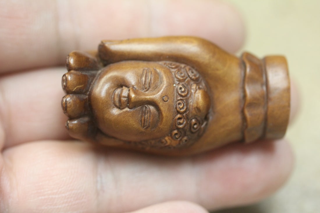 Signed Japanese Netsuke: wooden - Buddha's hand - 1 7/8" across