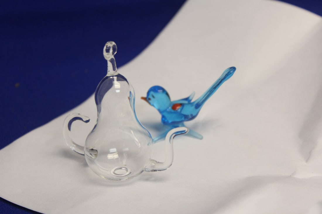 Lot of 2 Miniature Glasses: taller= 3 inches