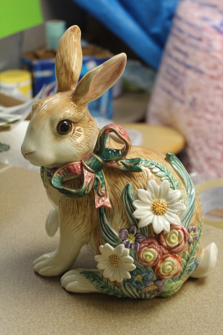 Fitz and Floyd Pottery Rabbit: please note: one paint loss as shown - 10 1/8" tall
