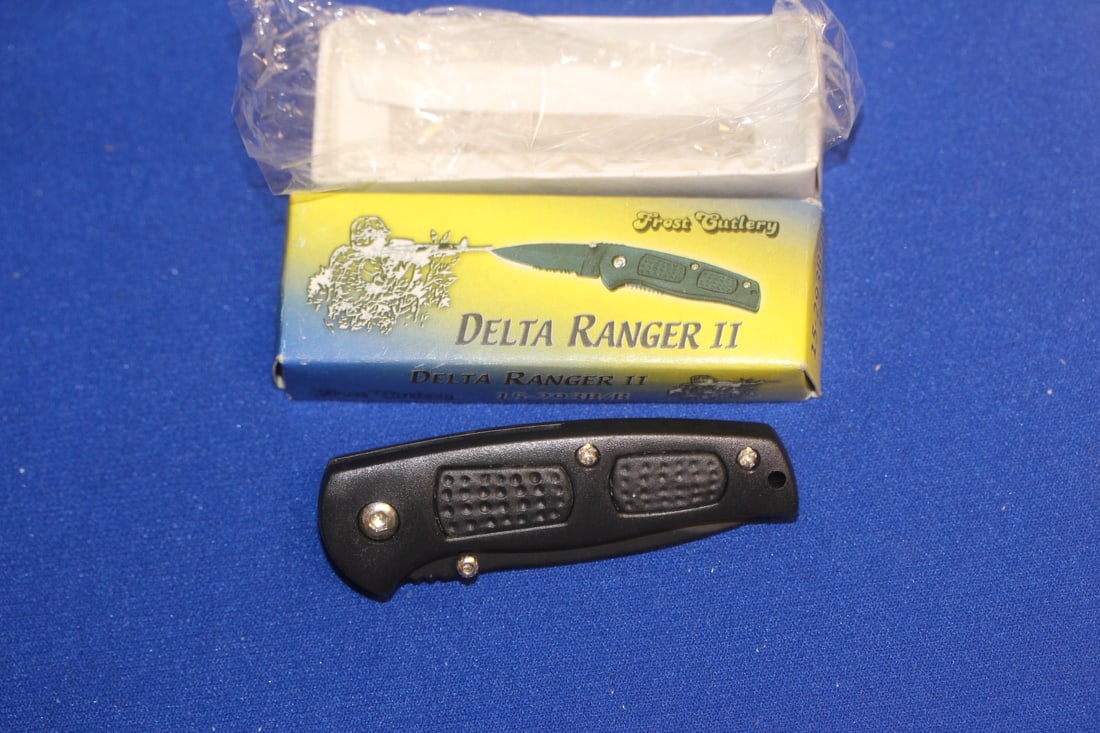 Frost Cuttery Delta Ranger II Pocket Knife: 3" long when folded