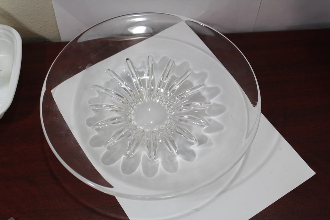 A Signed Stuben Footed Bowl: 10" in diameter