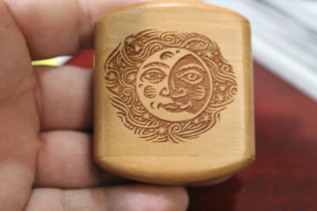 An Inlaid Wooden Slide Trinket Box: 2" across