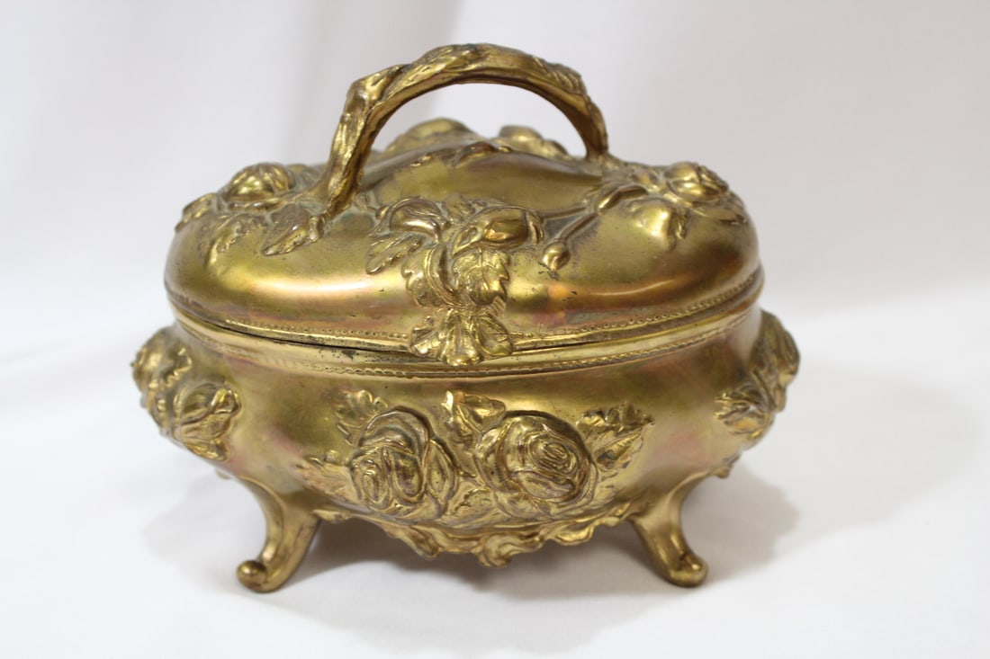An Ornated Art Nuveau Gold Painted Metal Box: 5 1/2" across