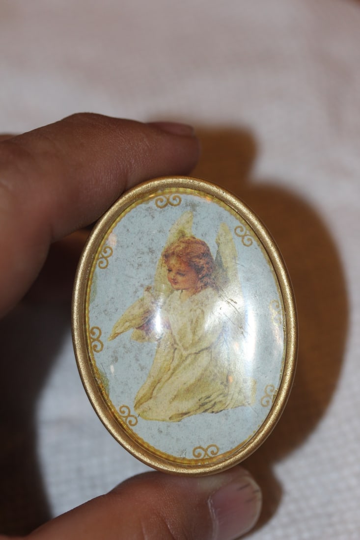 An Angel Trinket Box: or pill box - resin material