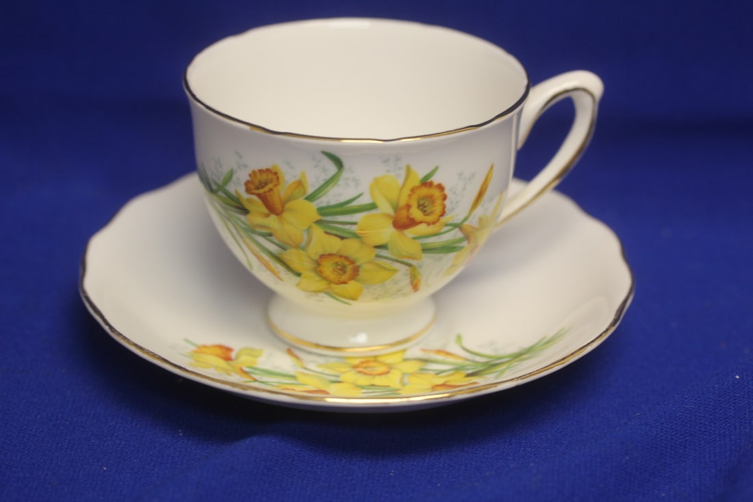 English Bone Chine Royal Vale Cup and Saucer: saucer= 5 5/8" in diameter