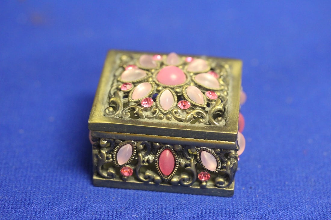 A Metal Trinket Box: 1 3/4" square
