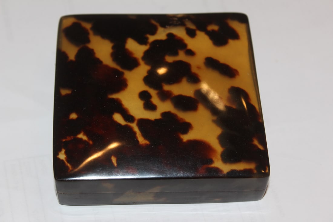 Lucite Faux Tortoise Shell Box: 3 5/8" square