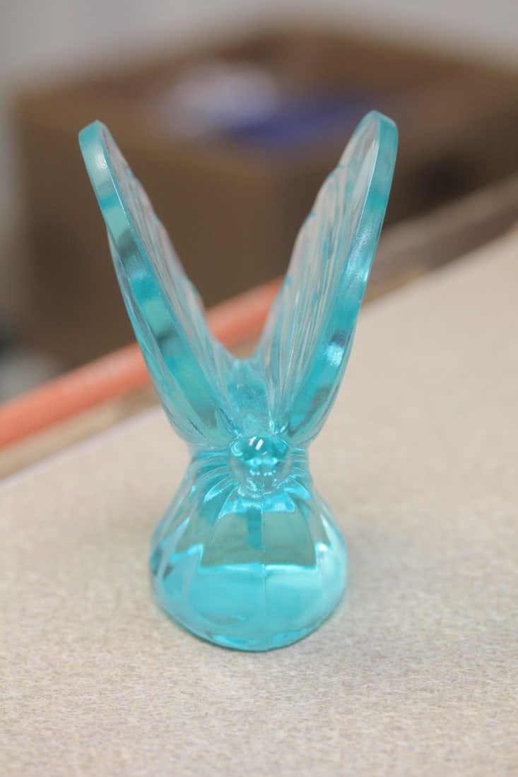 Signed Fenton Art Glass Butterfly: 4 1/2" tall