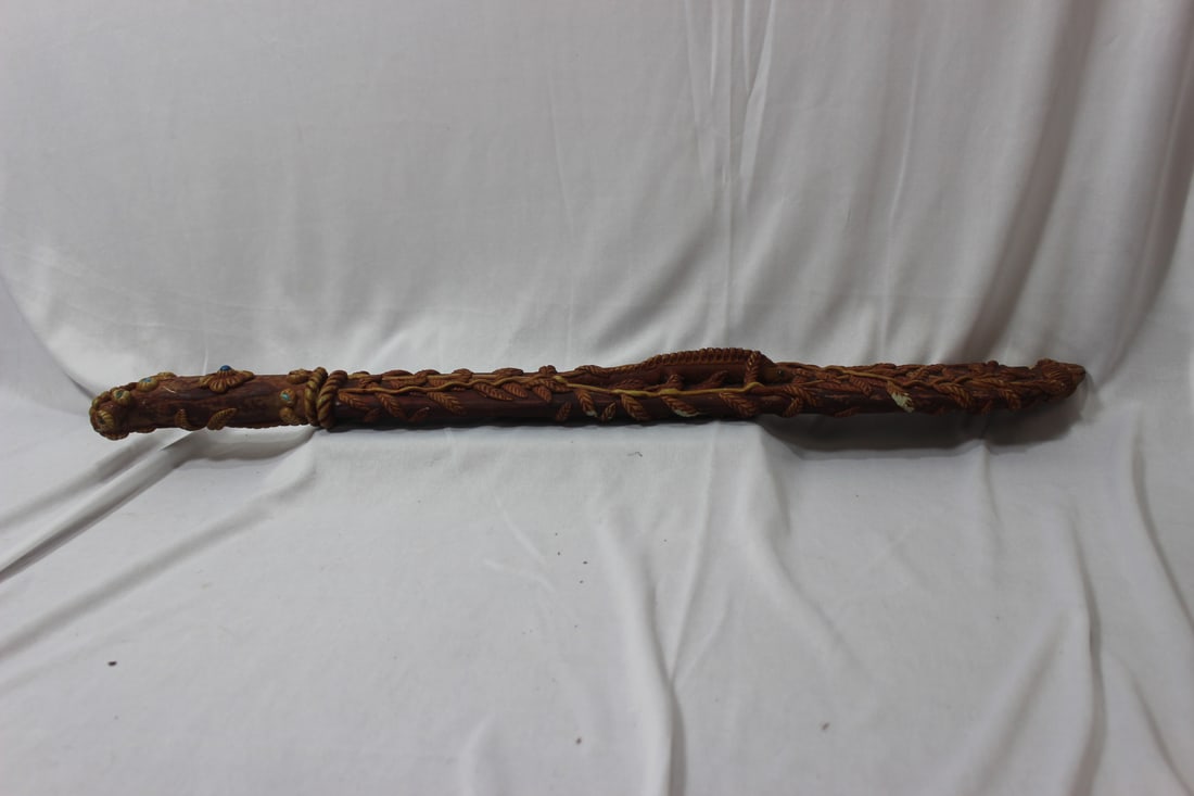 A Vintage Machete: loss on the sheath as shown - 25" long