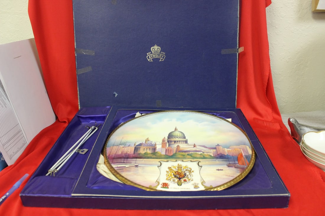 A Prince of Wales and Lady Diana Marriage Plaque: by Ansley - boxed - 13" in diameter