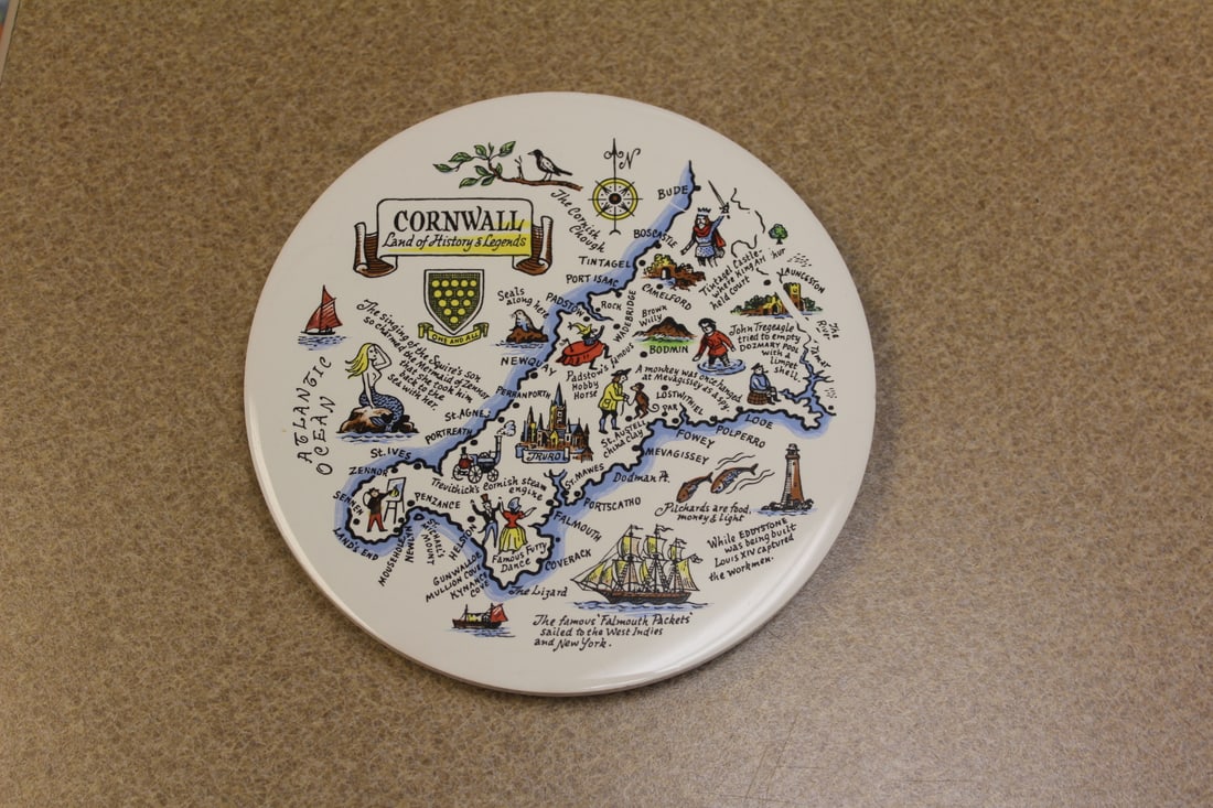 Cornwall Ceramic Trivet: 6" in diameter