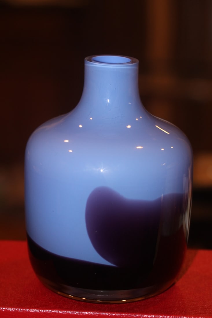 Raymor Artglass Bottle: 5 3/4" tall