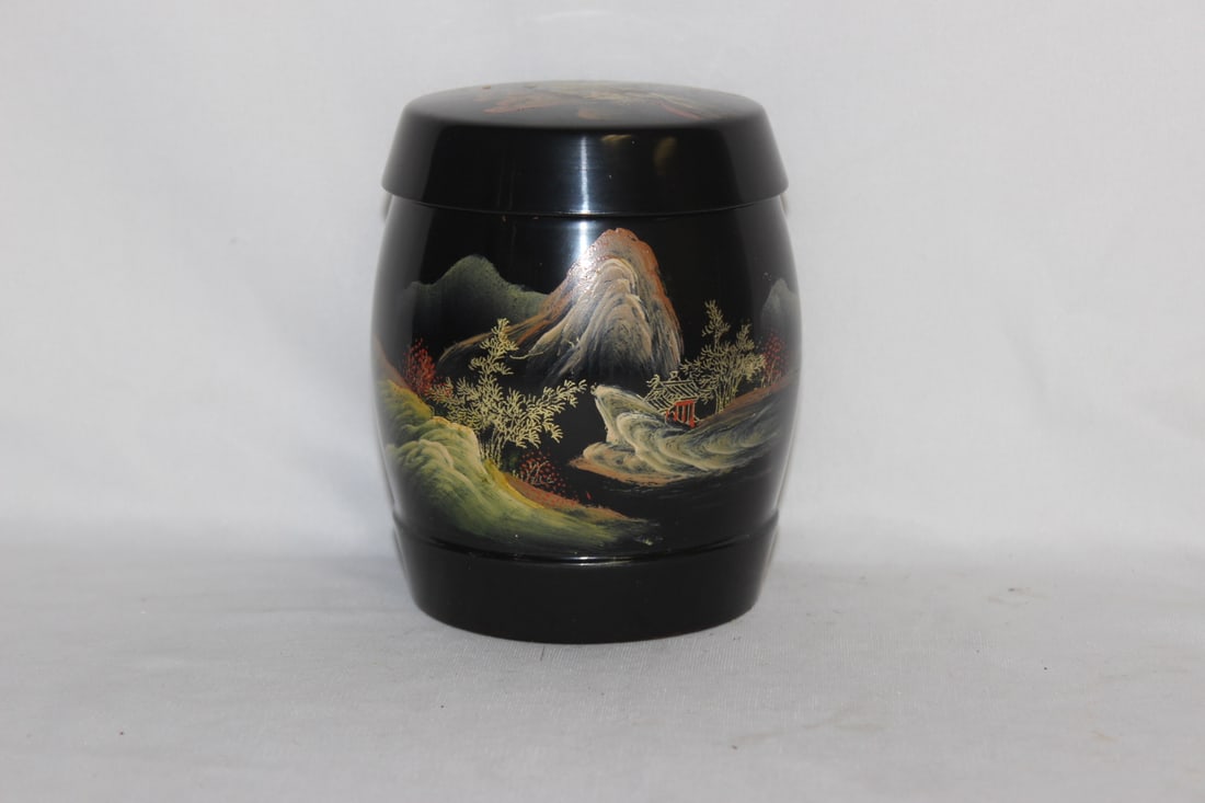 Asian Lacquer Drum Container: 4 1/2" tall