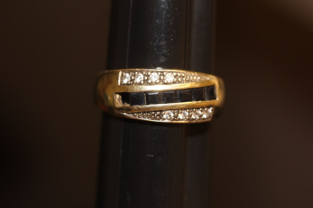 Marked Seta Sterling Men's Gemstone Ring: please note: mixing one small onyx