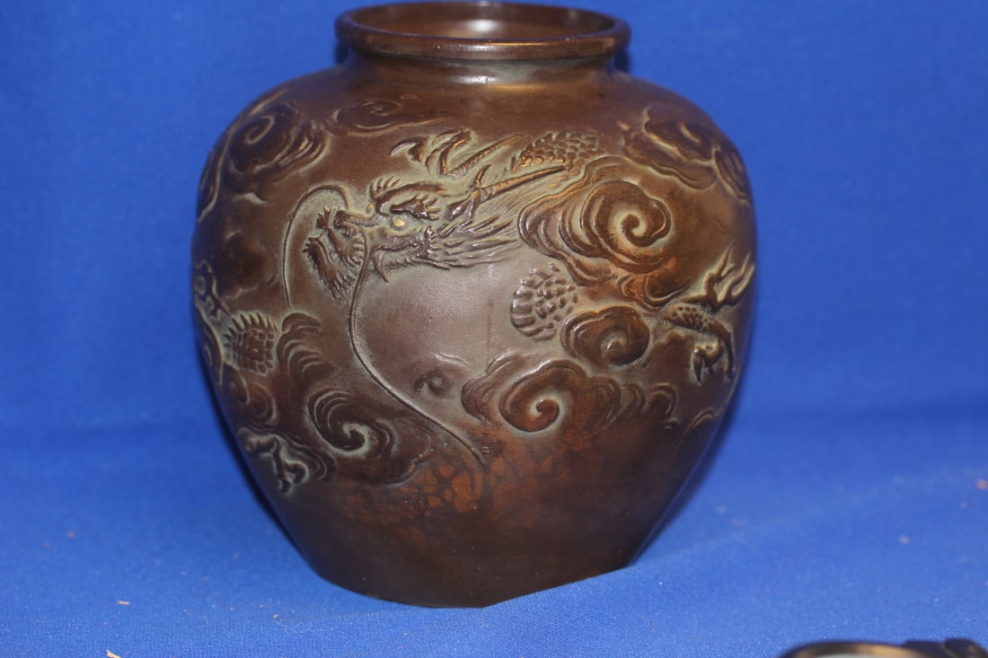 Metal Dragon Jar: heavy - Chinese or Japanese - 7 1/4" tall