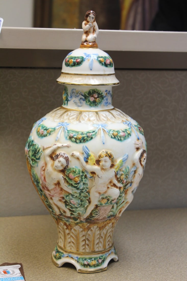 Capodimonte Jar with Lid: overall= 14 inches tall