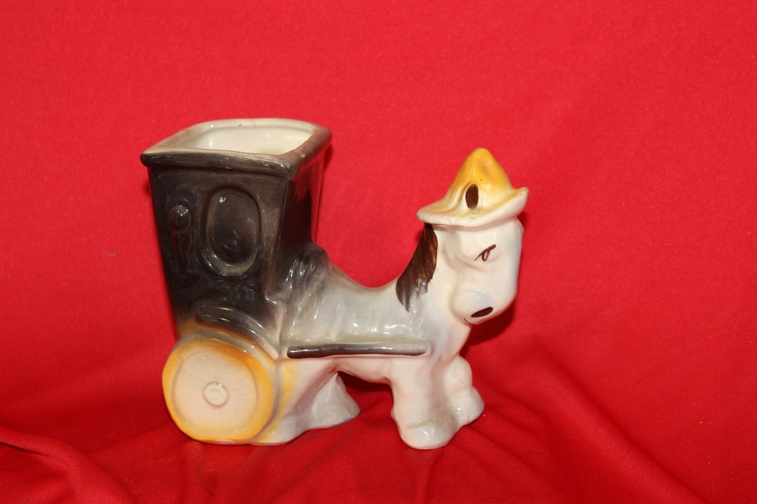 A Shawnee Donkey Form Planter: 5" tall