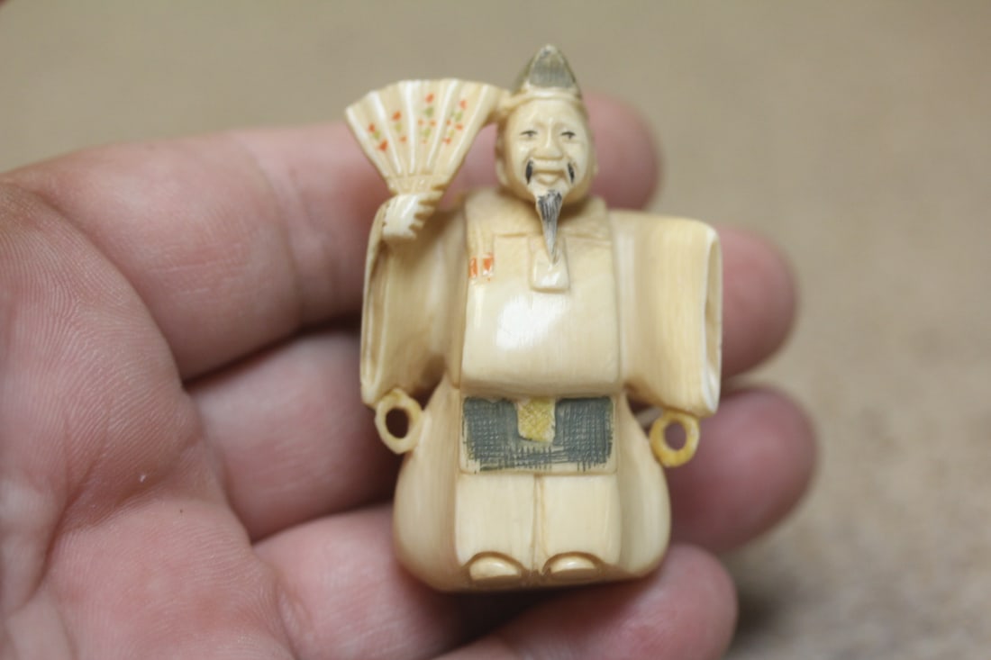 Antique Bone Netsuke: well carved - most likely Japanese - signed - 2 inches tall
