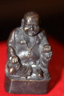 Small Chinese Bronze Buddha: antique? - 2 1/8" tall