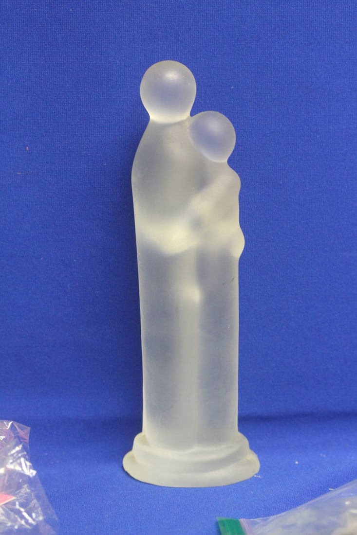 Satin Glass Mother and Child Statue: 10 1/8" tall