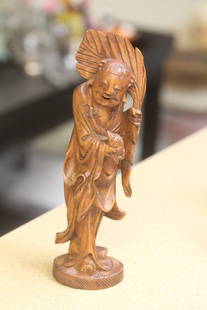 Box Wood Antique Chinese Figurine: 8 1/2" tall