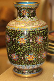 Chinese Cloisonne Vase: 8 1/2" tall