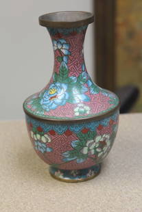 Antique Chinese Cloisonne Vase: most likely late 19th to early 20th century - 6 1/4" tall