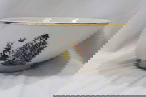 A Chinese Bowl: 7" in diameter