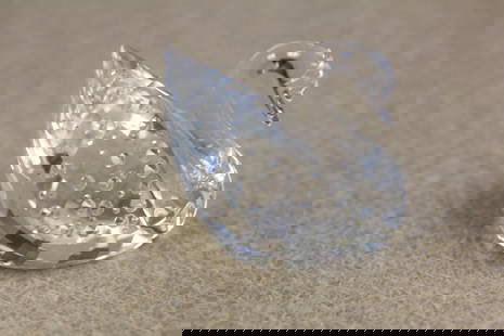 Swarovski Crystal Swan: 1995 - 2 1/8" ac ross - please note: no box