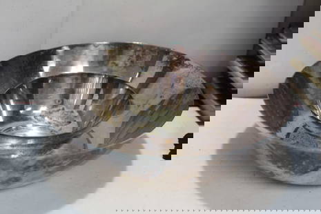 Lot of 2 Silverplated Bowl: larger one is Gorham, measures 9" in diameter