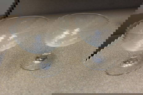 Set of 2 Etched Glass Goblets: 3 1/4" tall