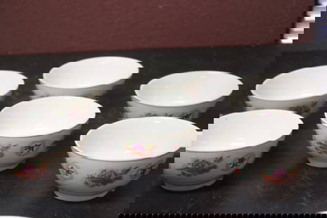 Lot of 6 Chinese Bowls - Signed: Each= 4 1/2" in diameter