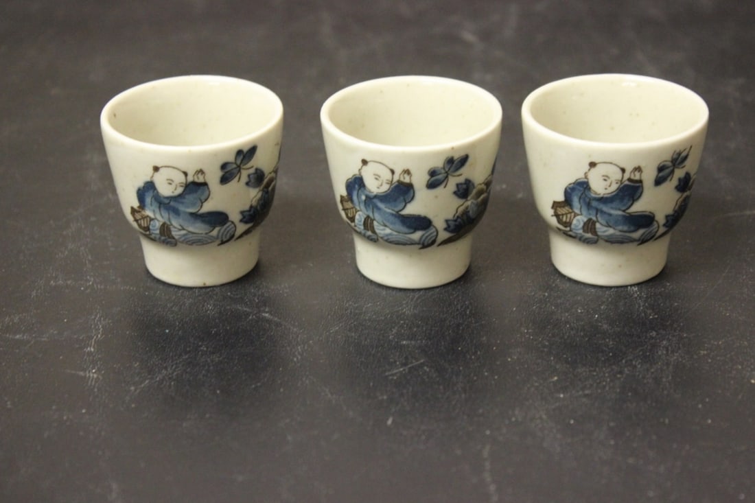 Lot of 3 Saki Cups?: 1 7/8" tall each