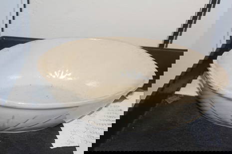 Shawnee Oval Pottery Bowl: 12" across