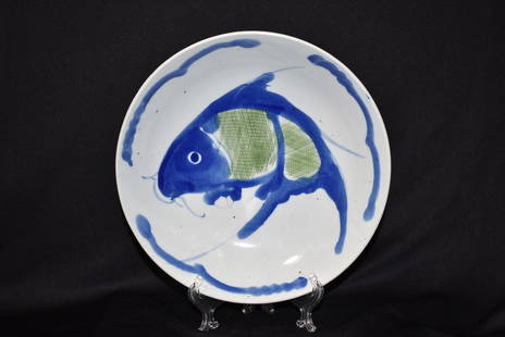 An Antique/Vintage Chinese Blue and White Bowl: early 20th century - 9 inches in diameter