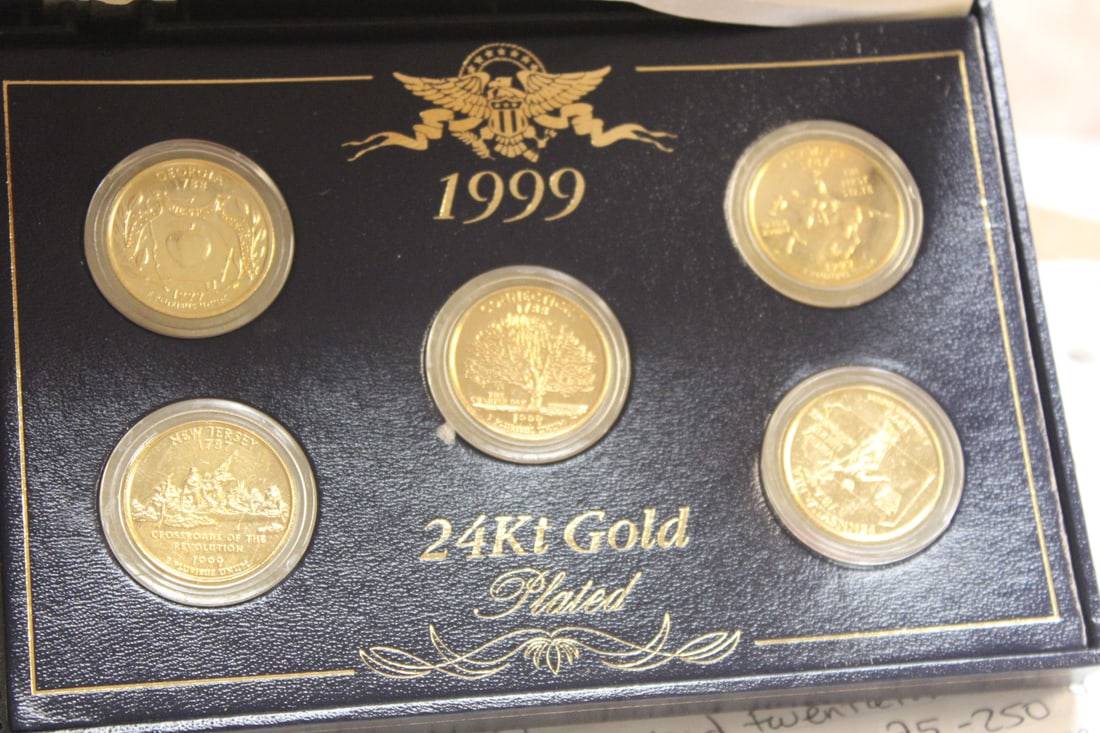 24Kt Gold Plated 1999 Coin Set: as shown
