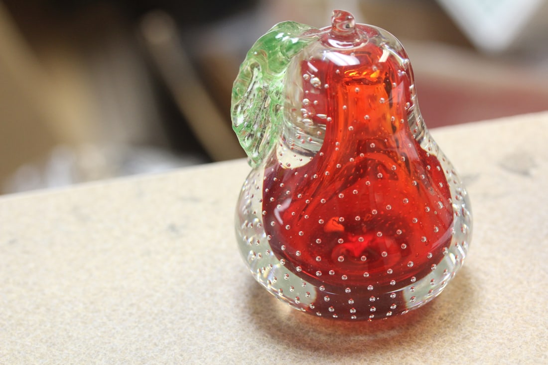 Control Bubble Artglass Paperweight: red apple - 4 1/2" tall